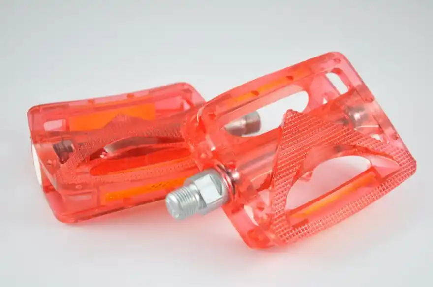 Szybka wysyłka VP PEDAŁY - 885 POLYCARBON CZERWONE PLATFORMA (BOX)