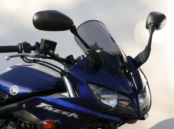 Szyba MRA YAMAHA FZS 1000 FAZER RN06/RN14 2001-2005 forma R czarna Łatwy zwrot