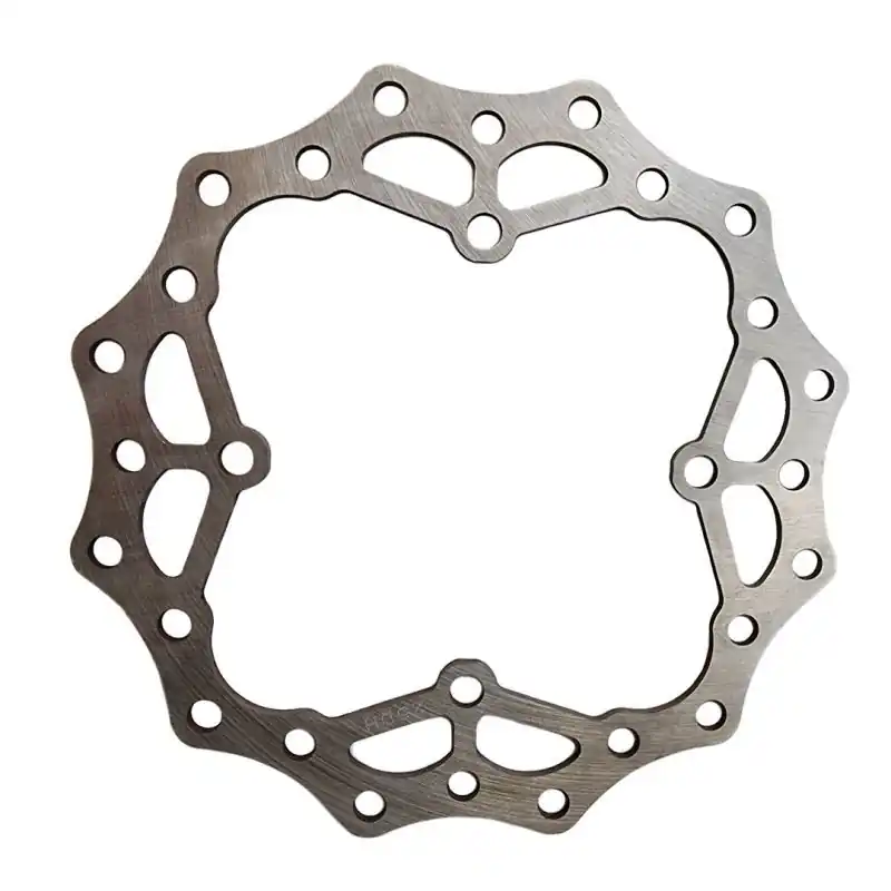 DELTA BRAKING TARCZA HAMULCOWA TYŁ SUZUKI RMZ250 ‘07-21, RMZ450 ‘05-21, WAVE (240X122X4MM) (4X10,5MM) (NG1049) Łatwy zwrot
