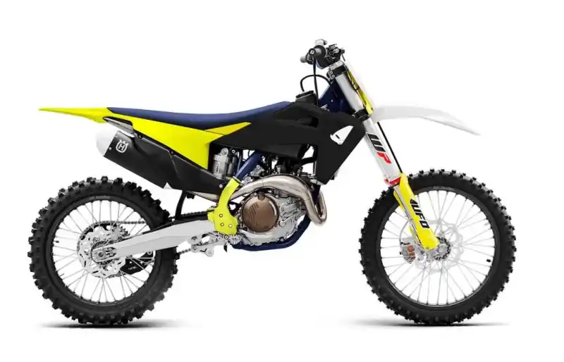 Do wyczerpania zapasów UFO KOMPLET PLASTIKÓW HUSQVARNA TC/FC ‘19-21 KOLOR CZARNY/ŻÓŁTY/BIAŁY ( W ZESTAWIE OSŁONY TELESKOPÓW, OSŁONY RAMY ORAZ NAKLEJKI )