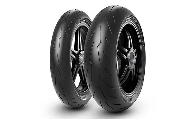 Super okazja PIRELLI OPONA 150/60ZR17 DIABLO ROSSO IV 66W TL M/C TYŁ DOT 44/2023